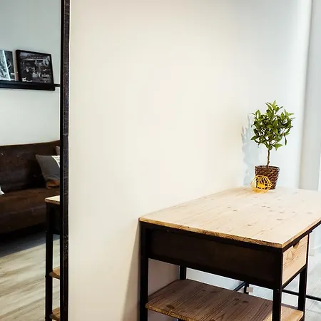 Bmga L Stylish Industrial Termini Roma