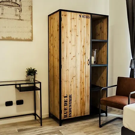 Bmga L Stylish Industrial Termini Roma